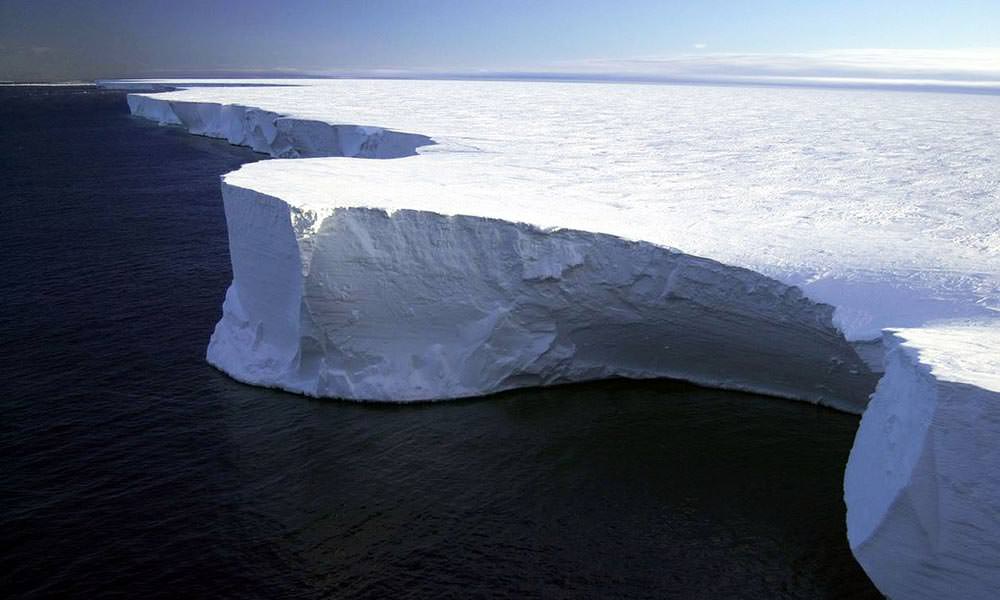 1 Trilyon Tonluk Dev Buz Dağı Paramparça Oldu!
