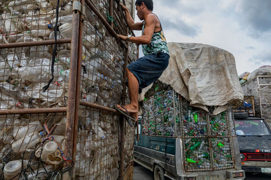 "Biz Ne Yaptık" Diyeceğiniz 20 Plastik Atık Fotoğrafı